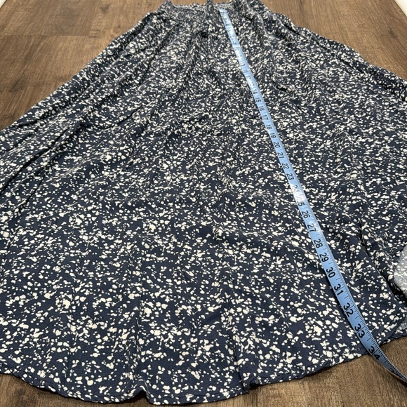 Flowy skirt - Picture 2 of 3